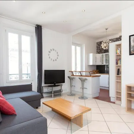 One Bedroom Alsace. * Cannes